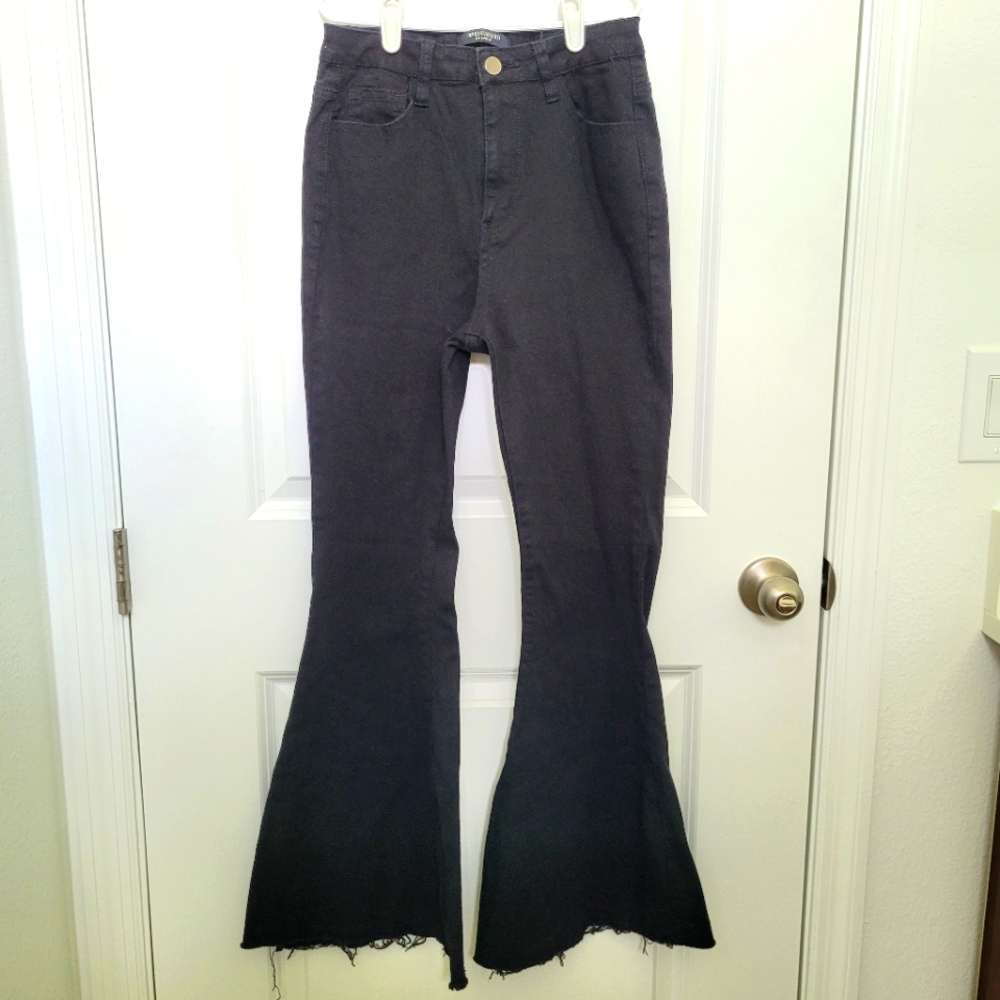 Hot Topic High Waisted Flare Gothic Bell Bottom Fringe Black Jeans Size Medium